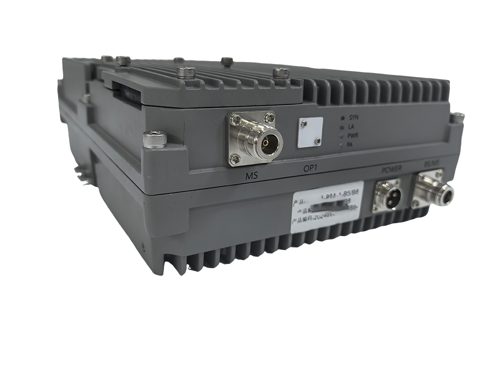  和县三频手机信号接收器2000㎡