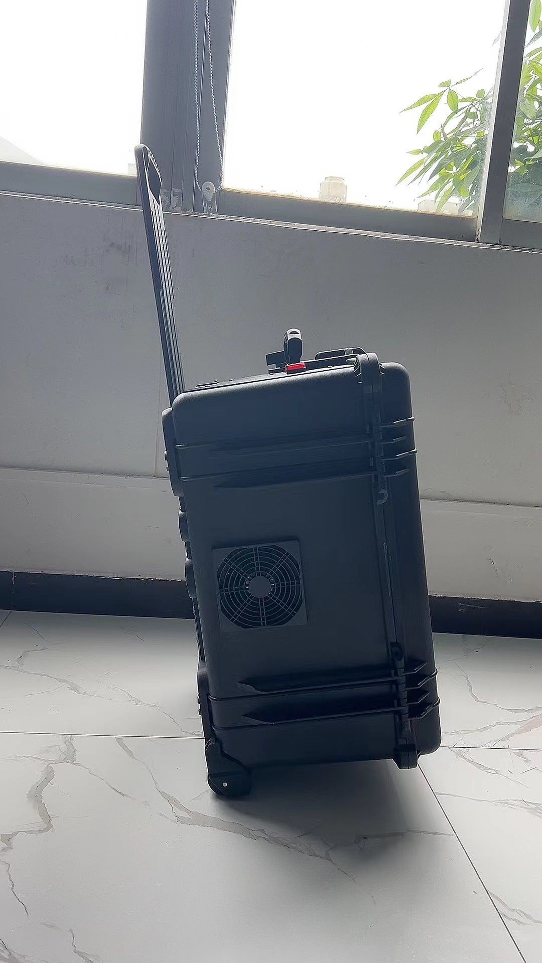 和县手拉箱型移动通信干扰器